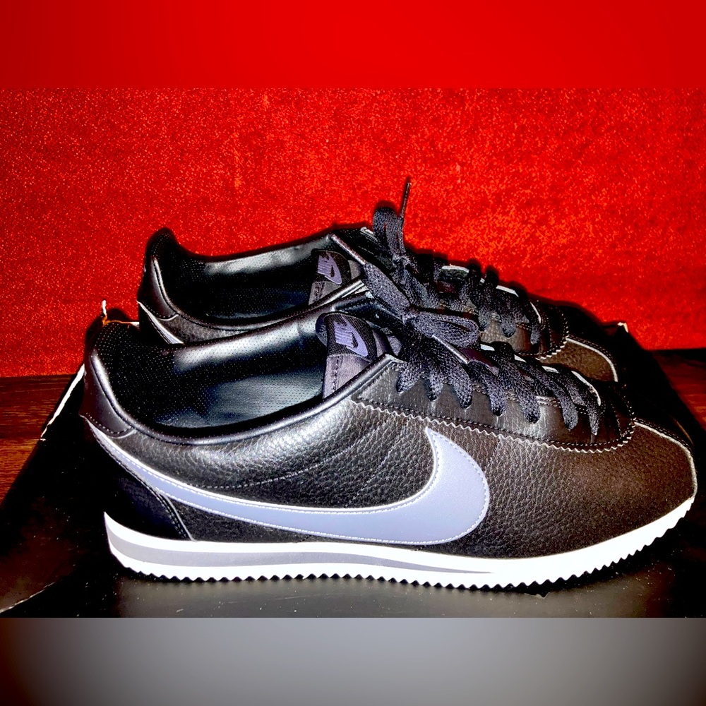 NIKE CORTEZ CLASSIC